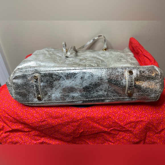 Tory Burch Silver Distressed Metallic Leather Tote - Picture 3 of 5